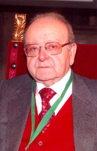  Insigne studioso dei bioterritori.